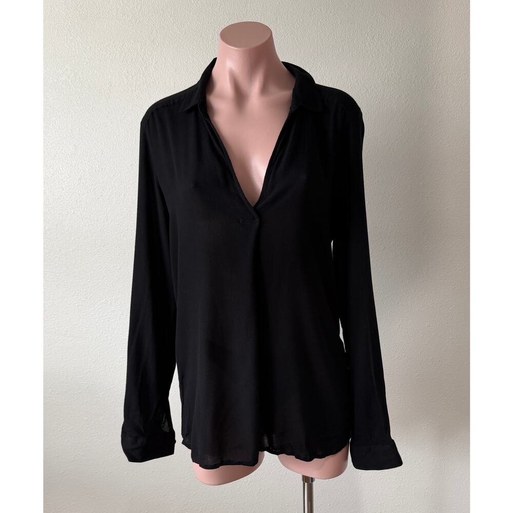Leith Black Blouse V Neck Long Sleeve Lightweight Flowy Top Women M